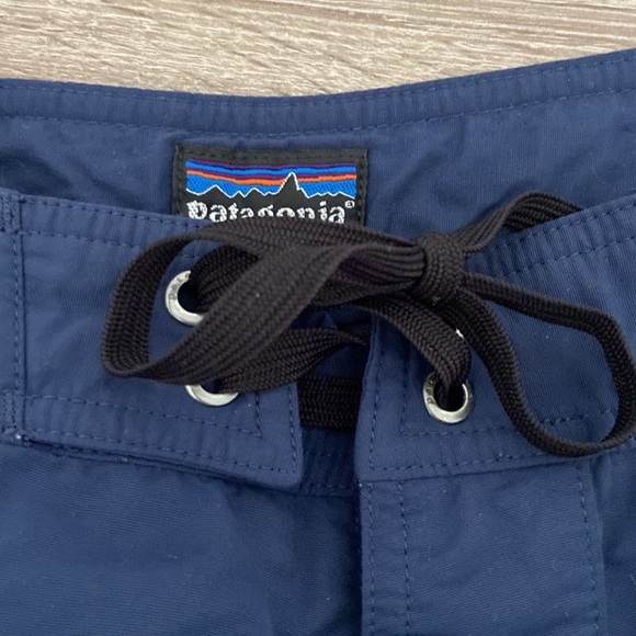 Patagonia 33 Board Shorts (Men’s 34) - Picture 3 of 9